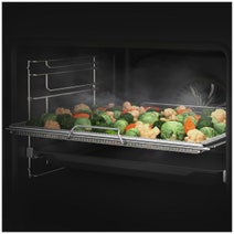 Beko 60cm Built-In Oven with Airfry-SteamAdd & Pyrolytic Cleaning Black BBO6851PDX1 hero image