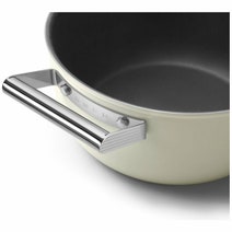 Smeg Four Piece Cookware Set Cream CK4PCCRM hero image