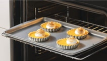 Haier 60cm, 7 Function, Stainless Steel Multi Function Oven HWO60S7MX4 hero image