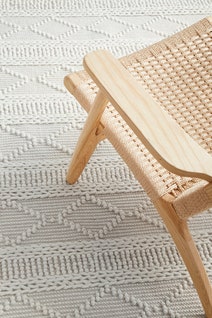 Rug Culture Maison Medium White & Natural Rug 225X155CM - MSN-ZOE-225X155 hero image