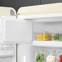 Smeg FAB28 270L Retro Fridge Panna FAB28LCR6AU hero image
