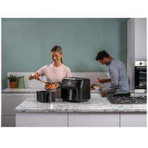 Ninja Foodi Dual Zone 7.6L Air Fryer AF300 hero image