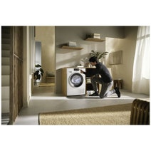 Miele 9kg Heat Pump Tumble Dryer TWD364 hero image
