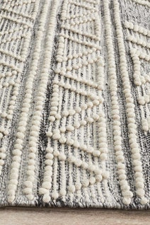 Rug Culture Hudson Extra Large Silver Rug 320X230CM - HUD-806-SIL-320X230 hero image