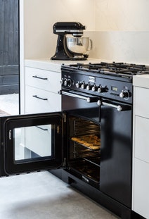 Falcon 90cm Kitchener Freestanding Dual Fuel Oven/Stove Black and Chrome KCH90DFFBL-CH hero image
