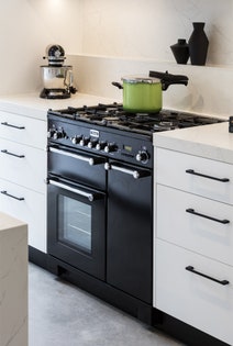 Falcon 90cm Kitchener Freestanding Dual Fuel Oven/Stove Black and Chrome KCH90DFFBL-CH hero image