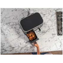 Ninja Foodi Dual Zone 7.6L Air Fryer AF300 hero image