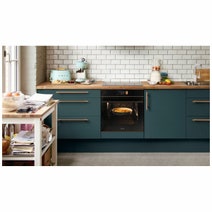 Smeg 60cm Dolce Stil Novo Pyro Steam 40 Oven SOPA6606S2PNR hero image