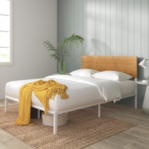 Zinus Figari Double Metal and Bamboo Bed Frame With Adjustable Headboard White AU-FBOBH2-39D hero image