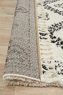 Rug Culture Saffron Extra Large White Rug 330X240CM - SAF-33-WHT-330X240 hero image