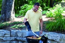 Weber K1343324 57cm Original Kettle Charcoal Fuel BBQ with Lid Thermometer hero image