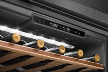 Smeg Dolce Stil Novo Wine Cooler CVIA638RN3 hero image