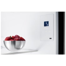 Electrolux 496L Ultimate Taste 500 Bottom Mount Refrigerator Stainless Steel EBE5002SD-R hero image