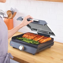 Ninja Sizzle Indoor Grill and Flat Plate GR101 hero image