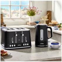 Sunbeam French Riviera 4 Slice Toaster and Kettle Set Black PUP8101BK hero image