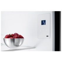 Electrolux 425L Ultimate Taste 500 Bottom Mount Refrigerator Silver EBE4302SD-R hero image