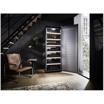 Liebherr GrandCru 324 Bottle Single Zone Wine Fridge Black WSBL7731 hero image