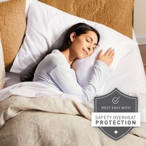 Sunbeam Sleep Perfect Quilted Anti Bacterial King Electric Blanket BLQ6471 hero image