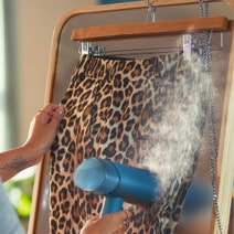 Philips 3000 Series Handheld Garment Steamer Blue STH3000-20 hero image