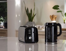 Westinghouse WHKE02K 1.7L Kettle hero image
