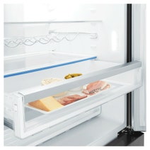 Electrolux 529L Bottom Mount Fridge EBE5307BB-L hero image