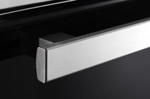 Delonghi 60cm Built-In XXL Lifestyle Multi Function Oven DEN8504 hero image