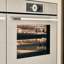 V-ZUG 60cm CombiSteam V6000 45F Oven Pearl Glass 2303300011 hero image