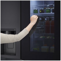 LG 635L Side by Side InstaView Fridge with Ice & Water Dispenser Matte Black GS-V600MBLC hero image