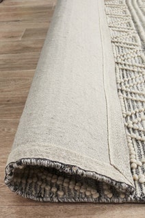 Rug Culture Hudson Extra Large Silver Rug 320X230CM - HUD-806-SIL-320X230 hero image